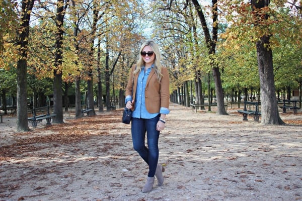 chambray shirt with blue jeans outfit