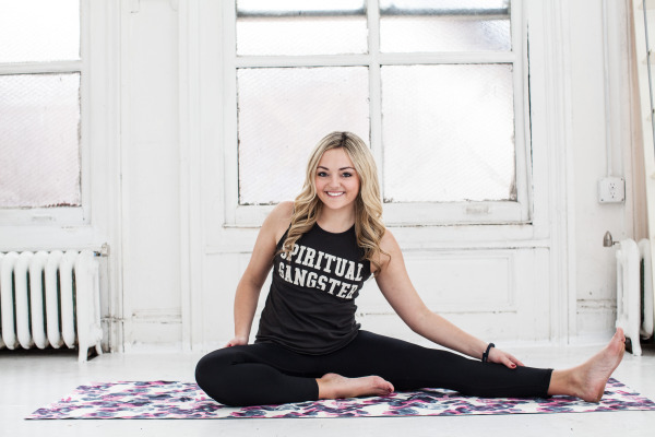 what to wear to yoga