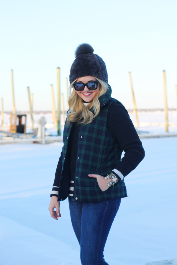 stripes-and-plaid-print-mixing