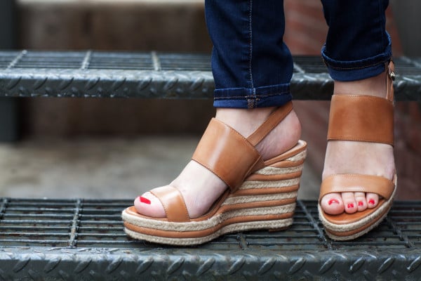 vince camuto loran wedge