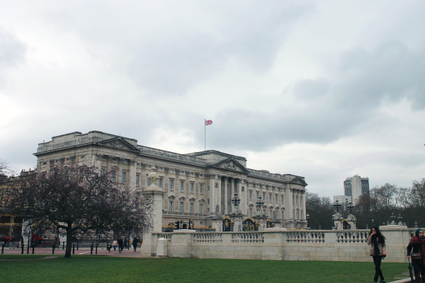 buckingham-palace-london