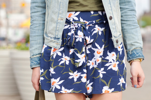 high waisted floral shorts with tie belt