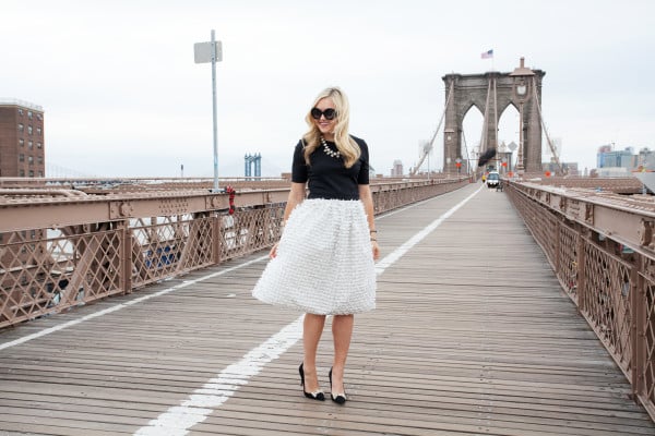 brooklyn bridge photos - tibi skirt - kate spade heels - nyc fashion blog