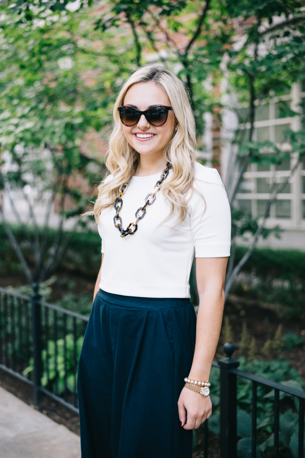 white-crop-top,-high-waisted-navy-pants,-tortoise-shell-necklace---preppy-work-appropriate-outfit