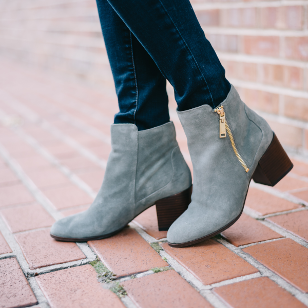 tommy-hilfiger-dita-grey-booties-gold-zipper