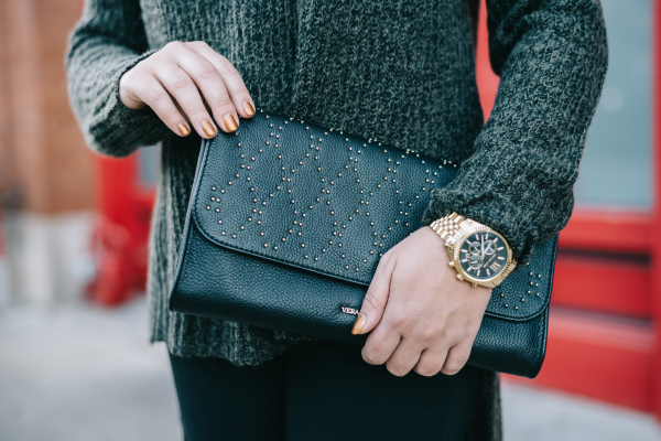 vera bradley black and gold studded clutch