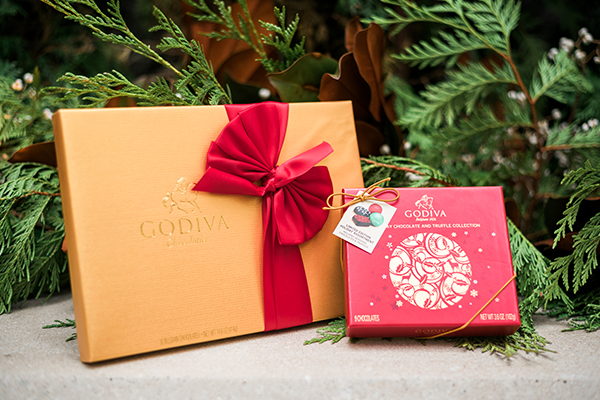 godiva holiday gift box truffles