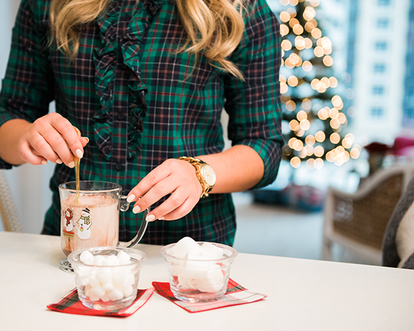 hot chocolate with marshmallows