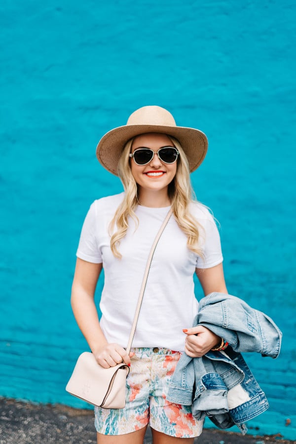 white tee shirt outfit ideas, farmers market, straw hat, crossbody bag