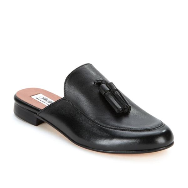 Must-Have Fall Trend: Slip-On Loafers // Leather Tassel Slides
