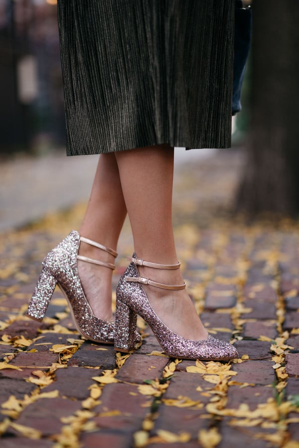 Bows & Sequins styling a pair of Kate Spade glitter heels for fall.
