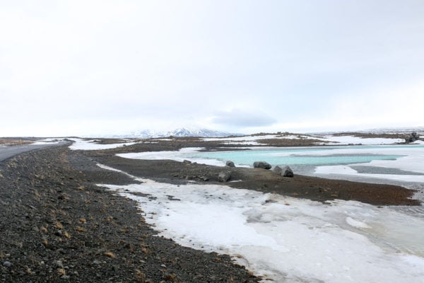 Bows & Sequins Iceland Travel Guide