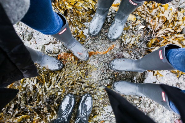 What to Pack for Iceland | bows & sequins travel guide