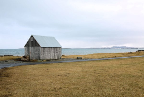 Bows & Sequins Iceland Travel Guide