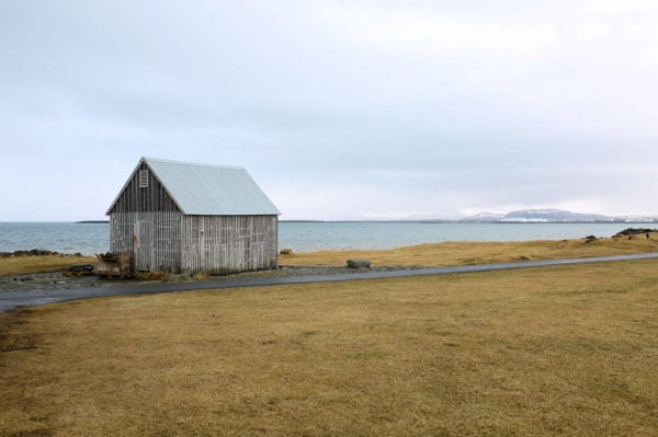 Bows & Sequins Iceland Travel Guide