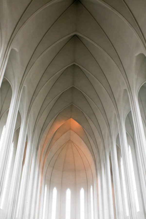 Bows & Sequins Iceland Travel Guide: Hallgrimskirkja Church