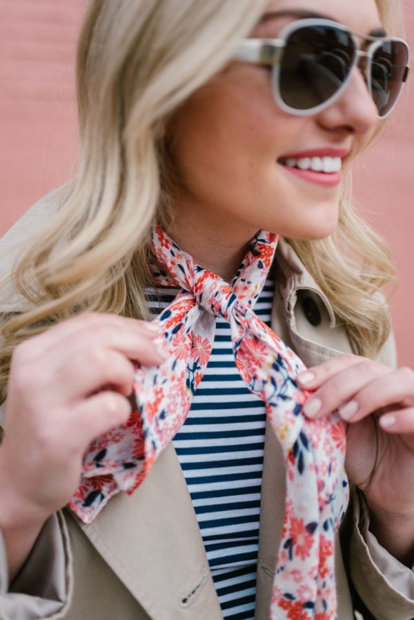 Bows & Sequins shows how to tie a neckerchief scarf.