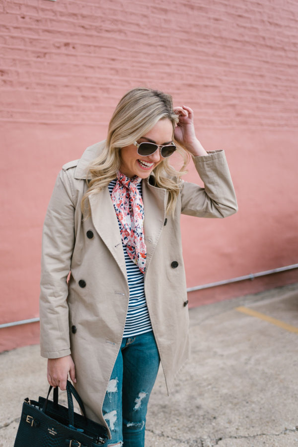 Chicago blogger Bows & Sequins wearing an Old Navy trench coat with a floral patterned neckerchief