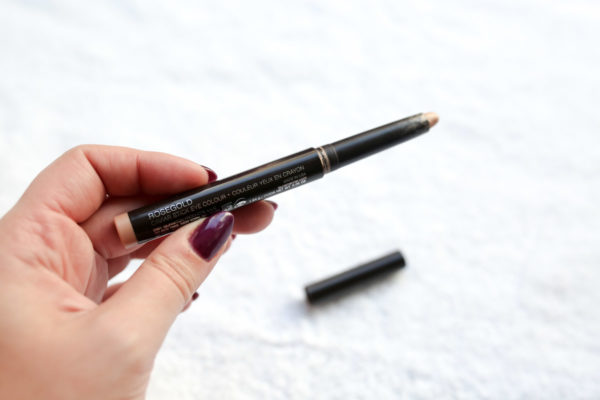 Beauty blogger Bows & Sequins shares her favorite fall makeup products: Laura Mercier Caviar Stick Eyeshadow in Rosegold