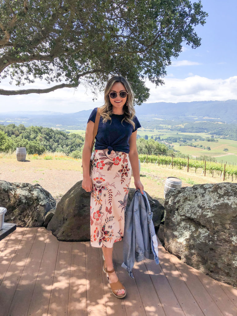 what-to-wear-wine-tasting-in-napa-bows-sequins