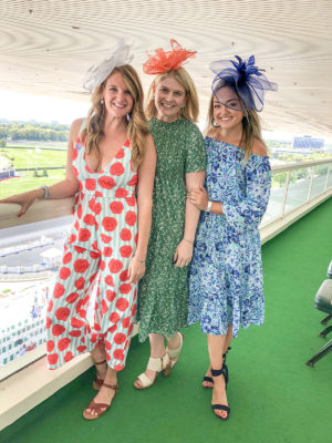 What to Wear to a Horse Race at Arlington Race Track