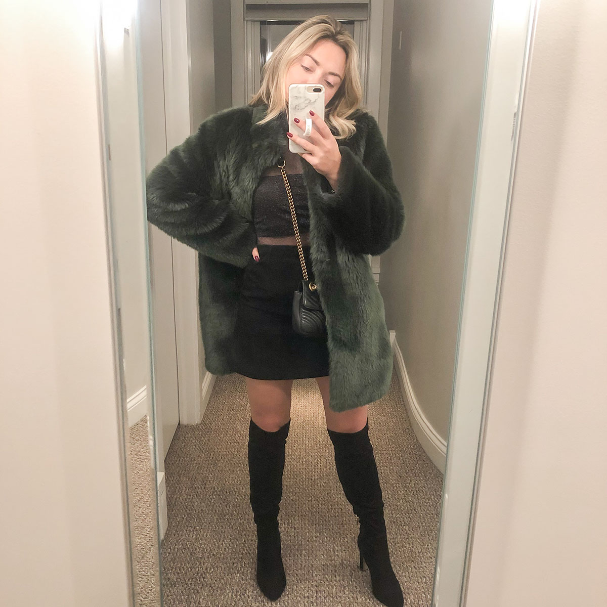What to Wear in Chicago in the Winter — bows & sequins