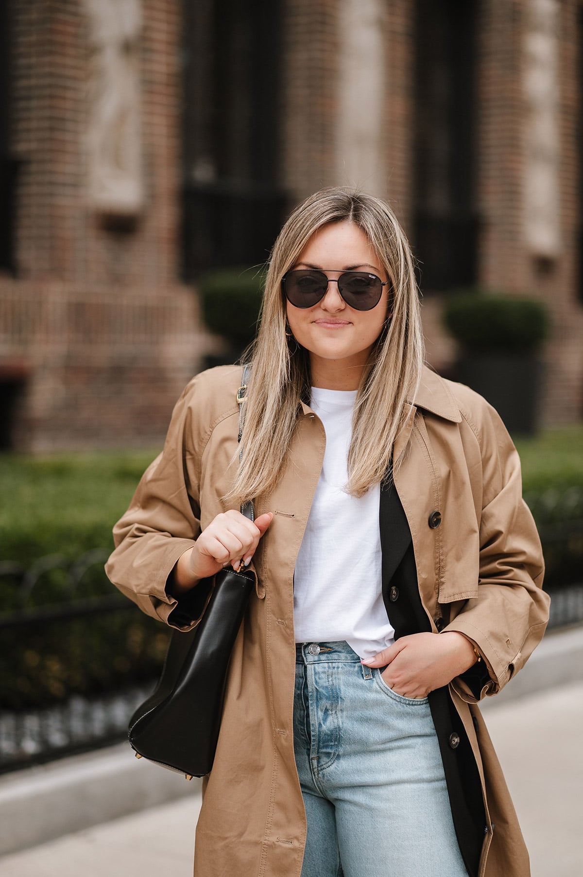Chicago fashion blogger Jessica Sturdy of Bows & Sequins wearing Everlane head-to-toe.